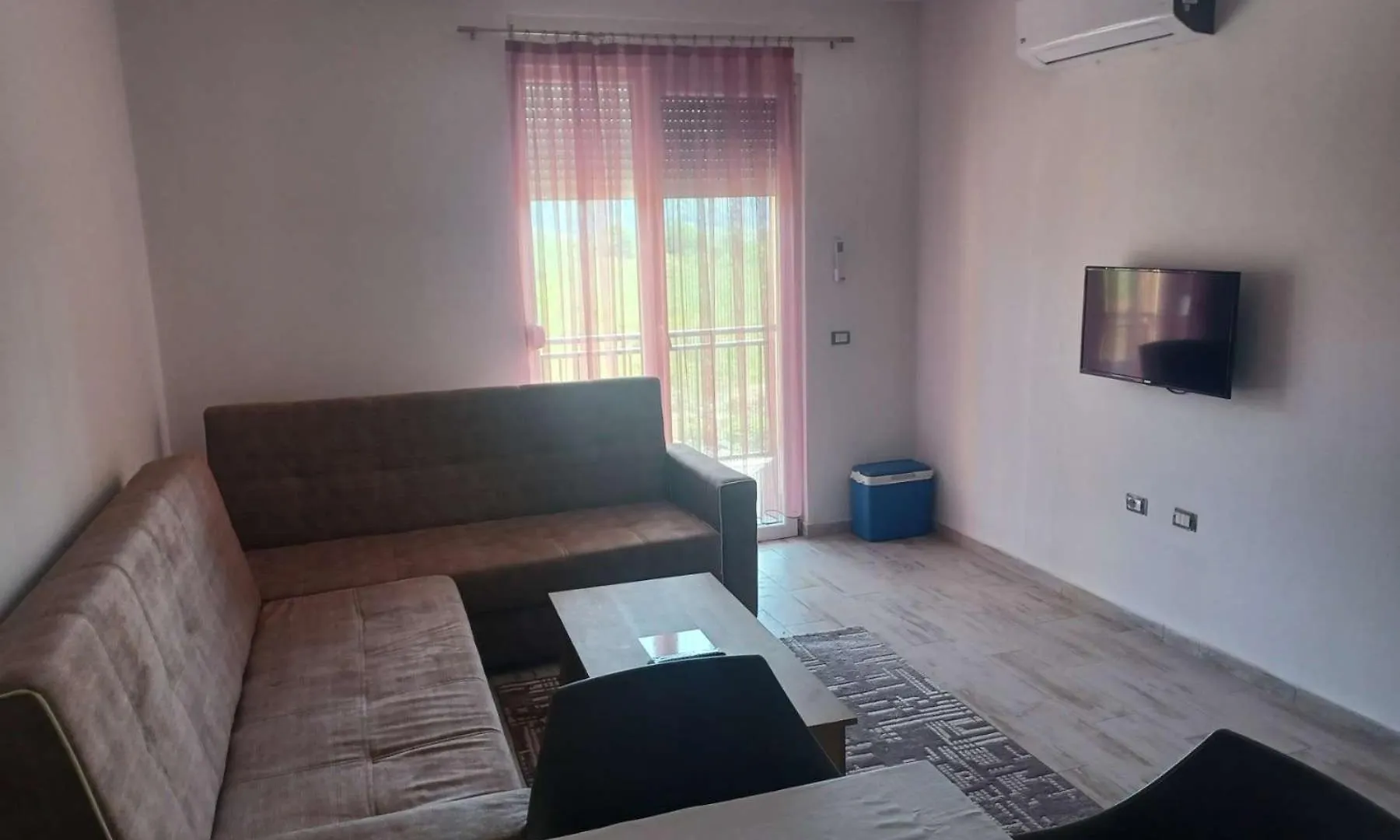 Losi Apartments Sakes