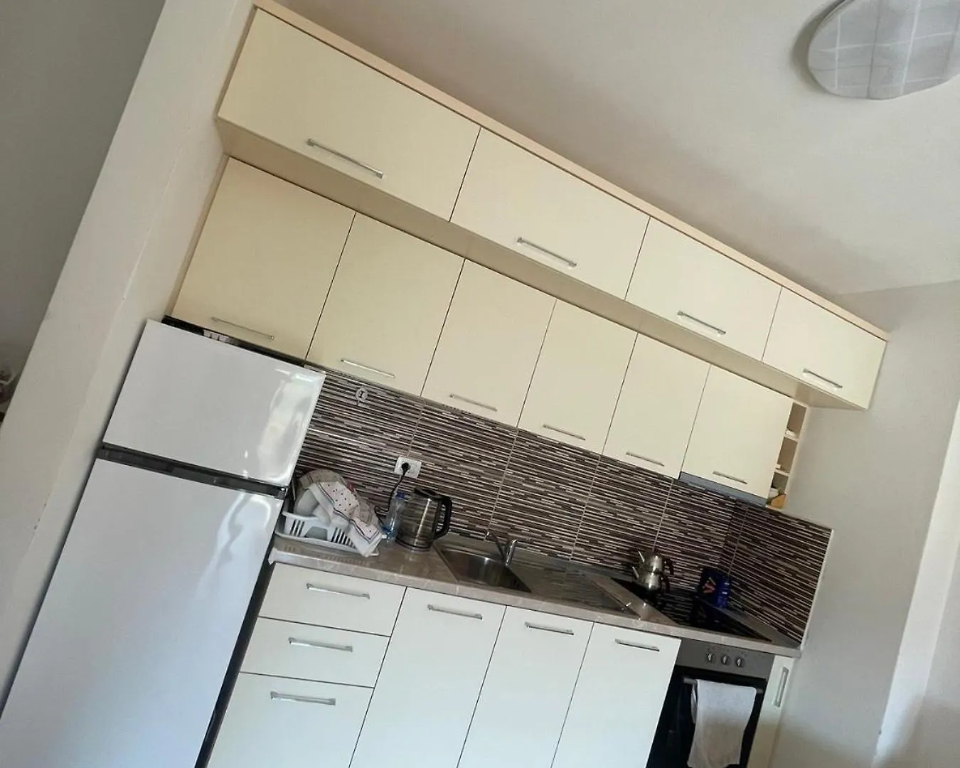Losi Apartments Sakes