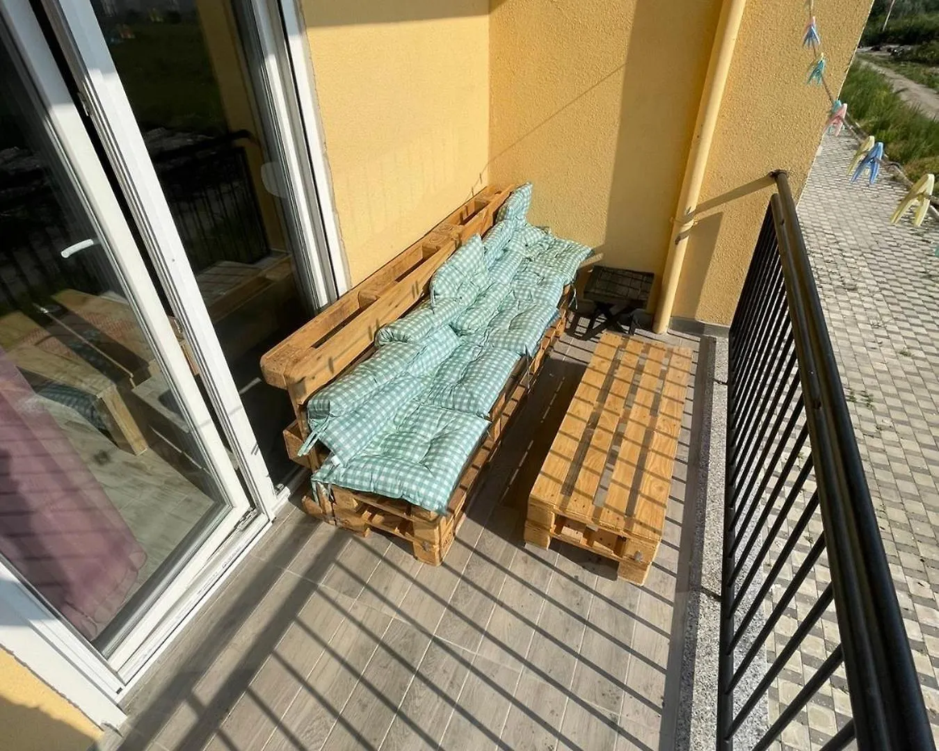 Losi Apartments Sakes Albania